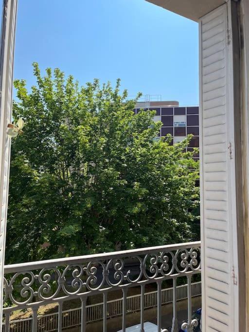 פריז Beautiful Apartment With Balcony מראה חיצוני תמונה